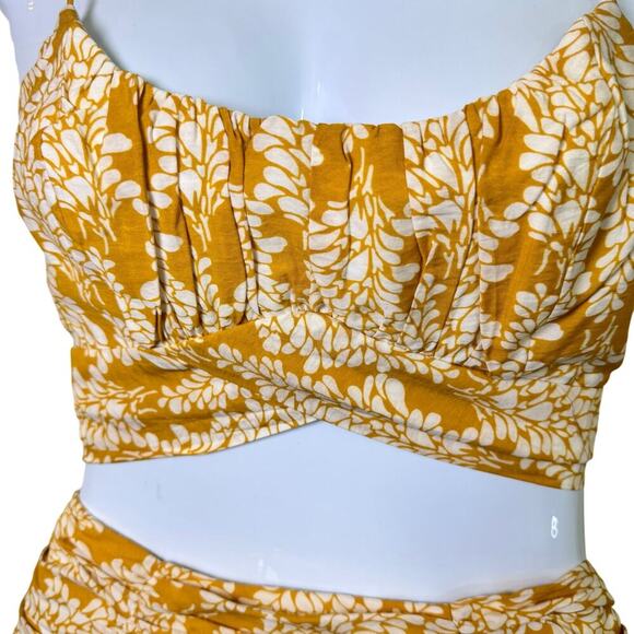 SELFIE LESLIE Linka Ruched Cropped Top / Ruffle Skirt Set Leaf Print Yellow Sz M - Picture 5 of 16